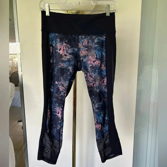 Lululemon If You’re Lucky crop leggings black multi Size 6 - Picture 3 of 8